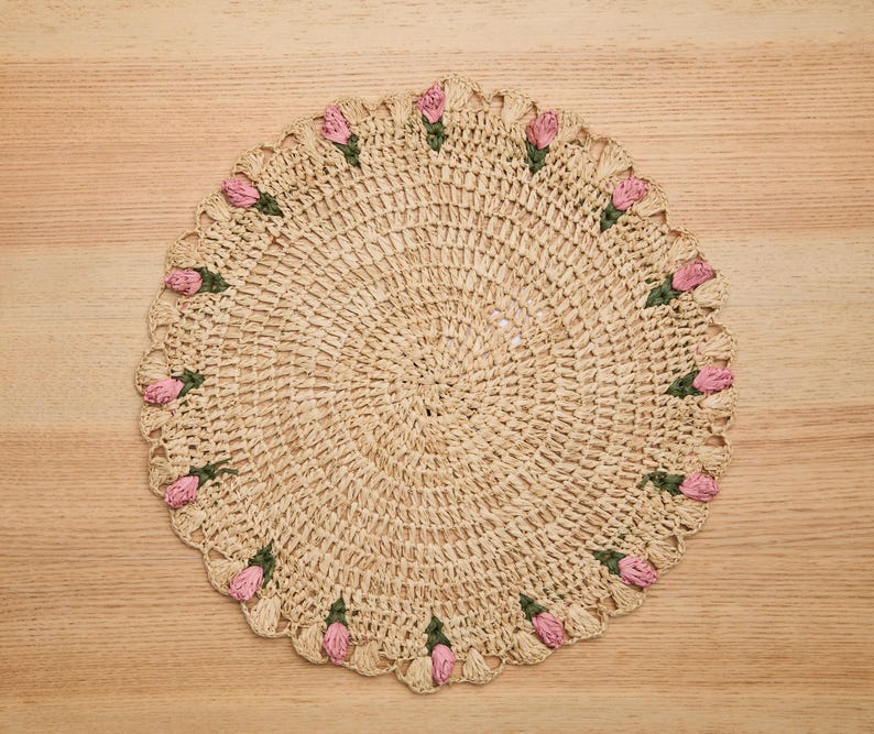 Tulip Floral Placemats – Hand-Crocheted Raffia Palm Floral Placemats – Spring Table Decor