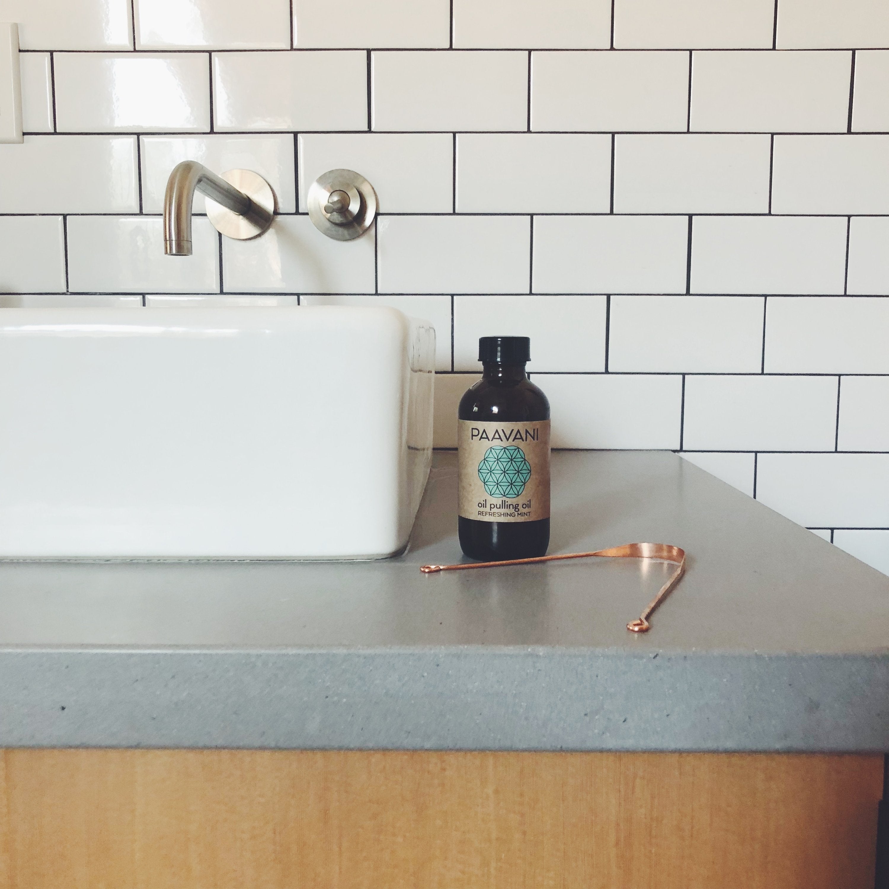 Mint Oral Care Ritual | Ayurvedic Oil Pulling & Tongue Cleaning - The Peony Haus