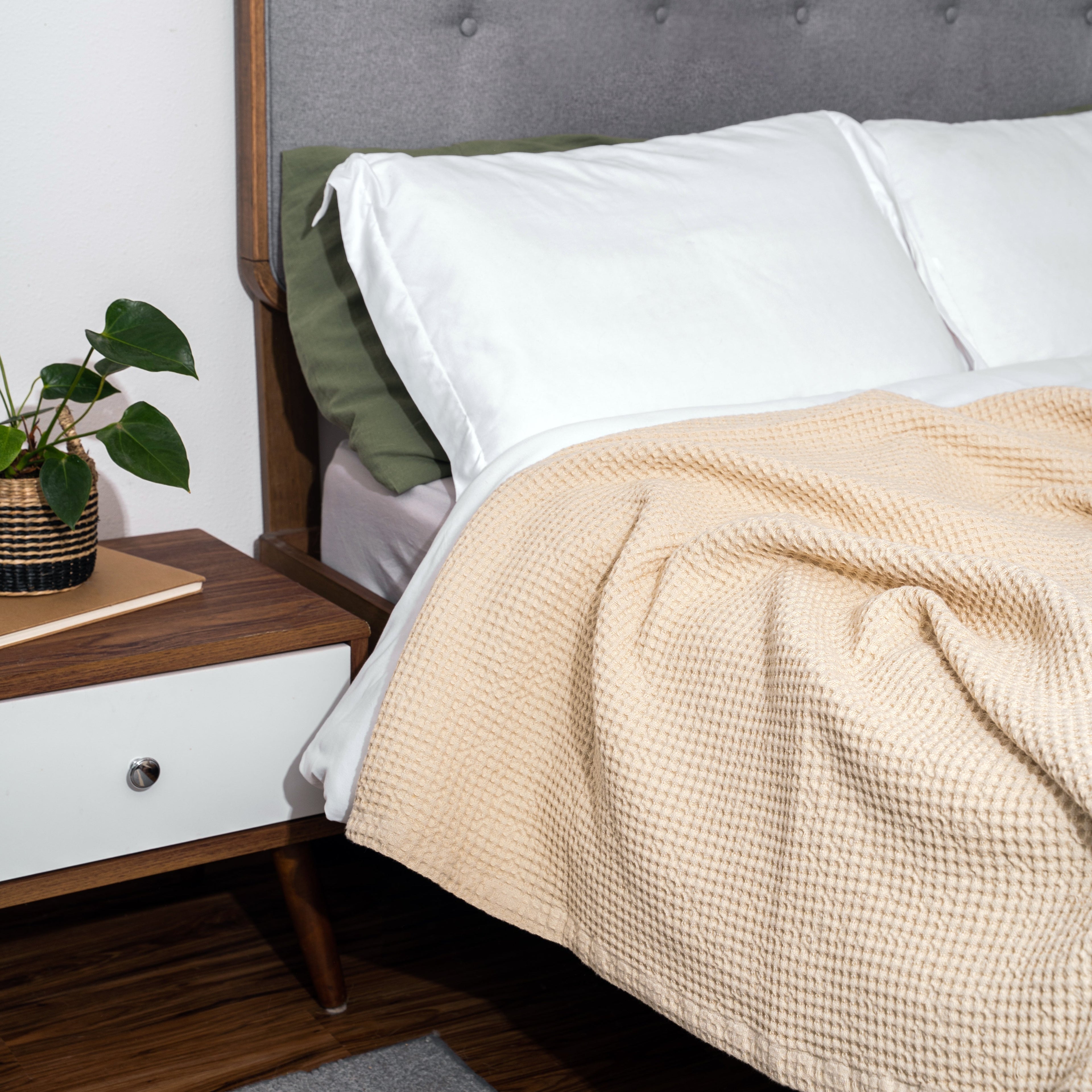 Waffle Weave Blanket - The Peony Haus