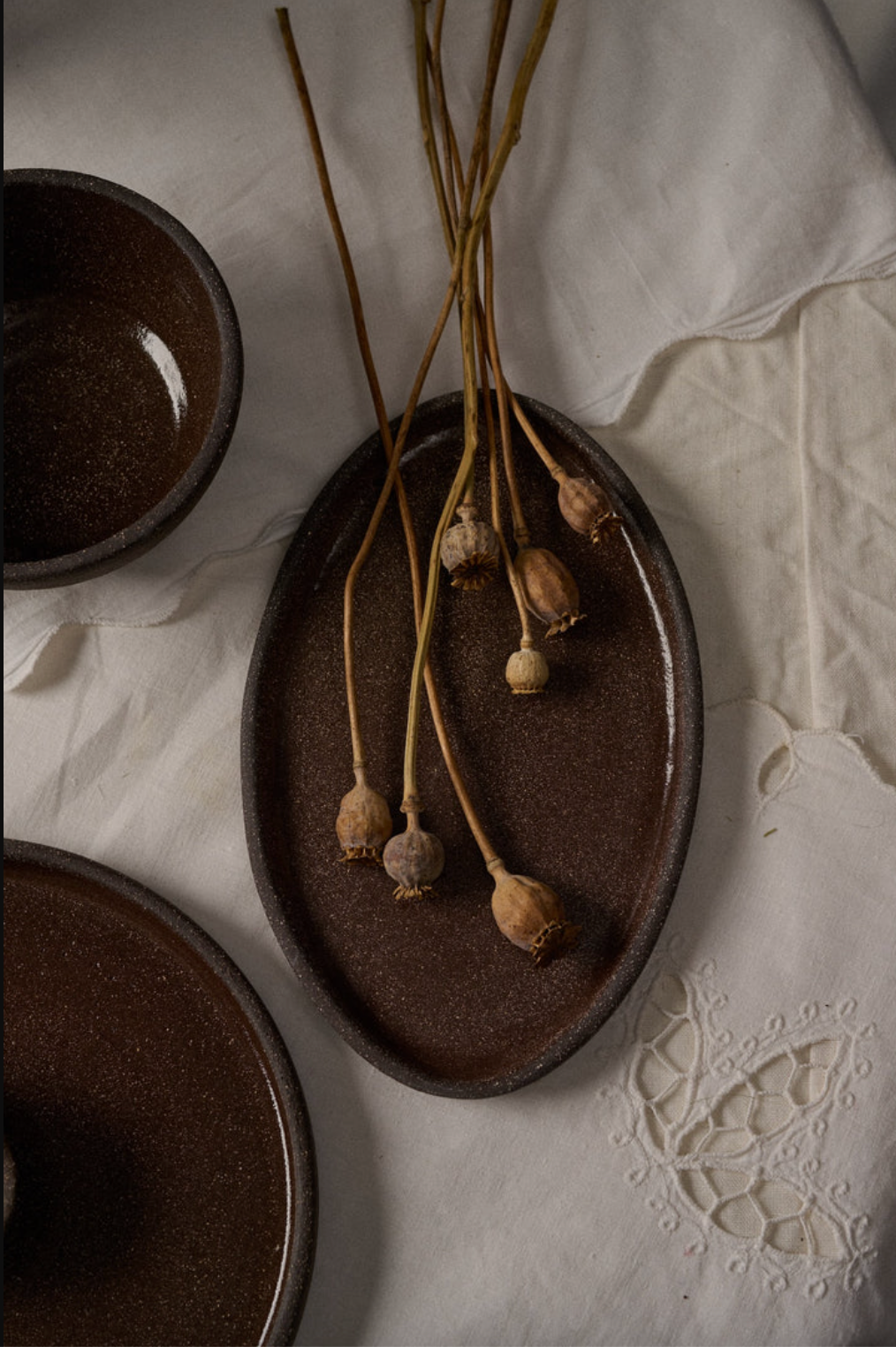 Handmade Stoneware Oval Serving Platter "Pumpernikel" - The Peony Haus