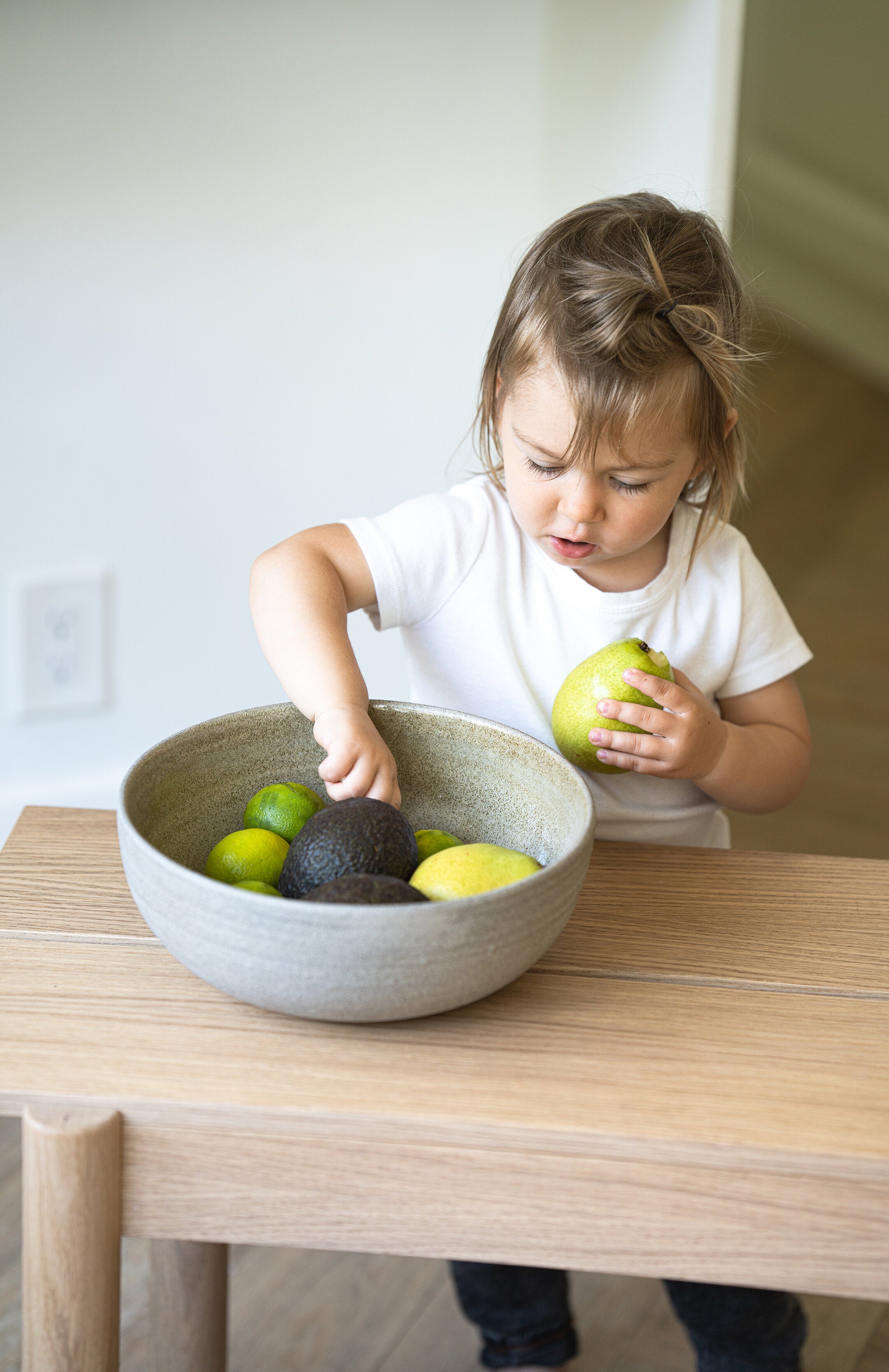Stoneware Large Fruit Bowl "Concrete" - The Peony Haus
