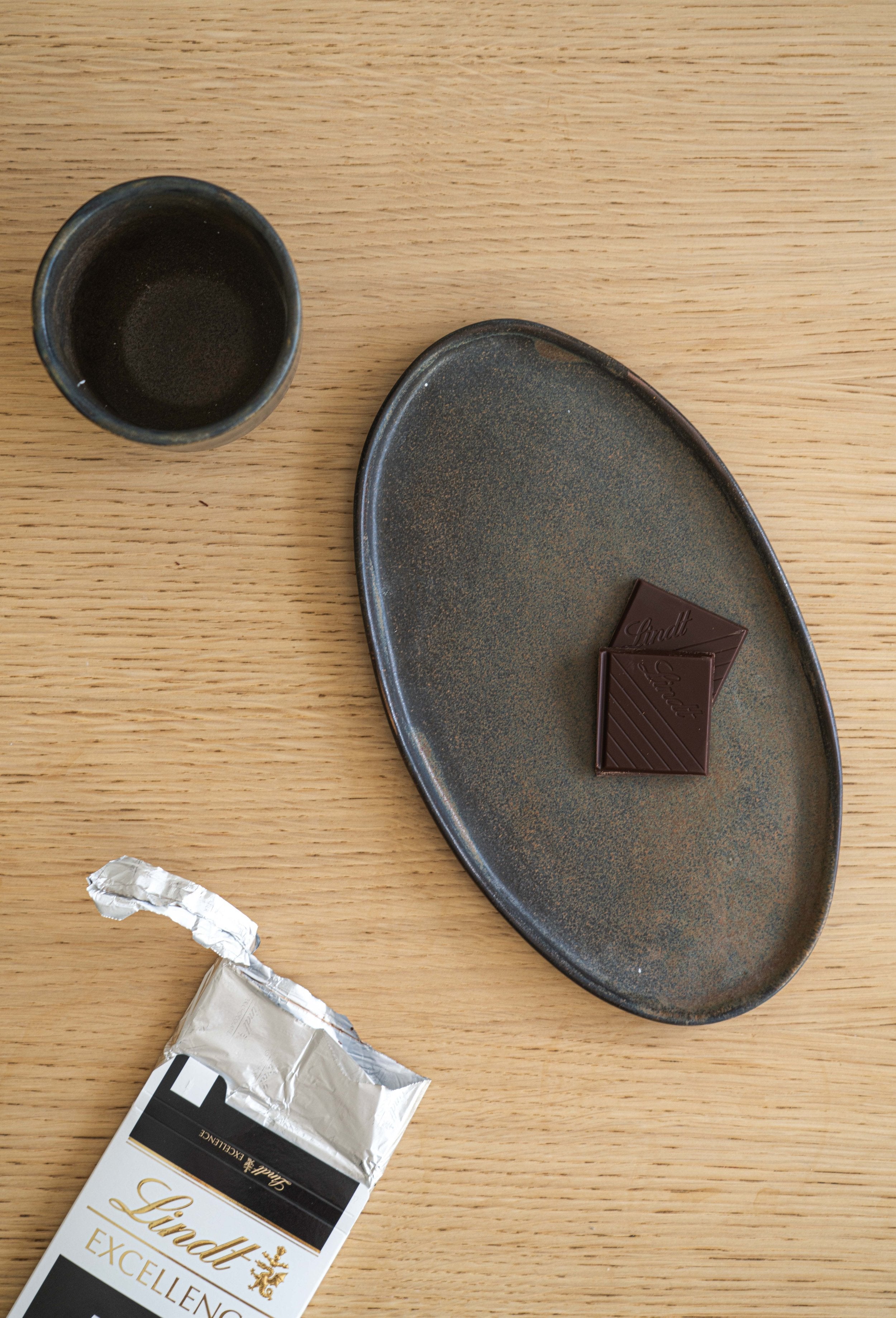 Rust Stoneware Oval Serving Platter - The Peony Haus