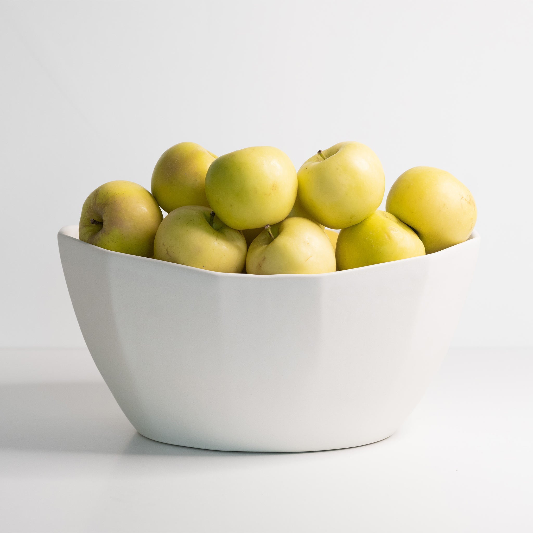 Large Porcelain Nesting Bowl - The Peony Haus