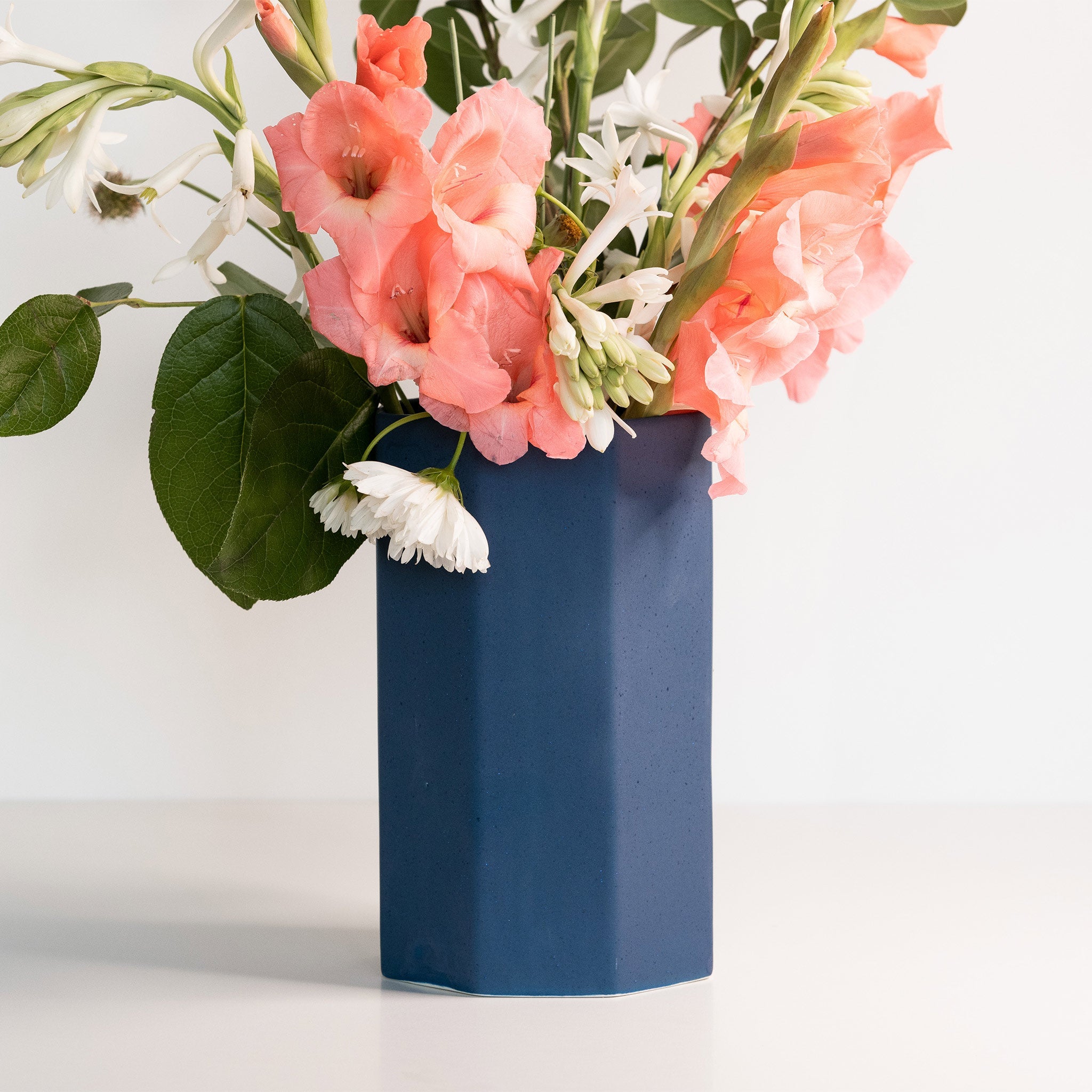 Handmade Porcelain Bouquet Vase - The Peony Haus
