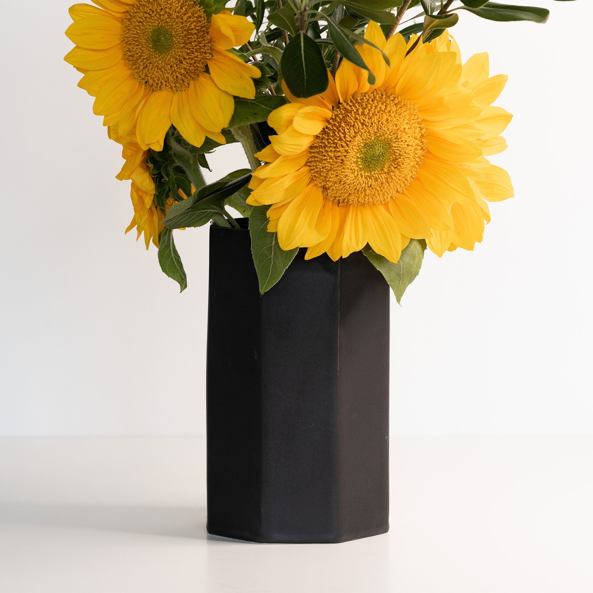 Handmade Porcelain Bouquet Vase - The Peony Haus