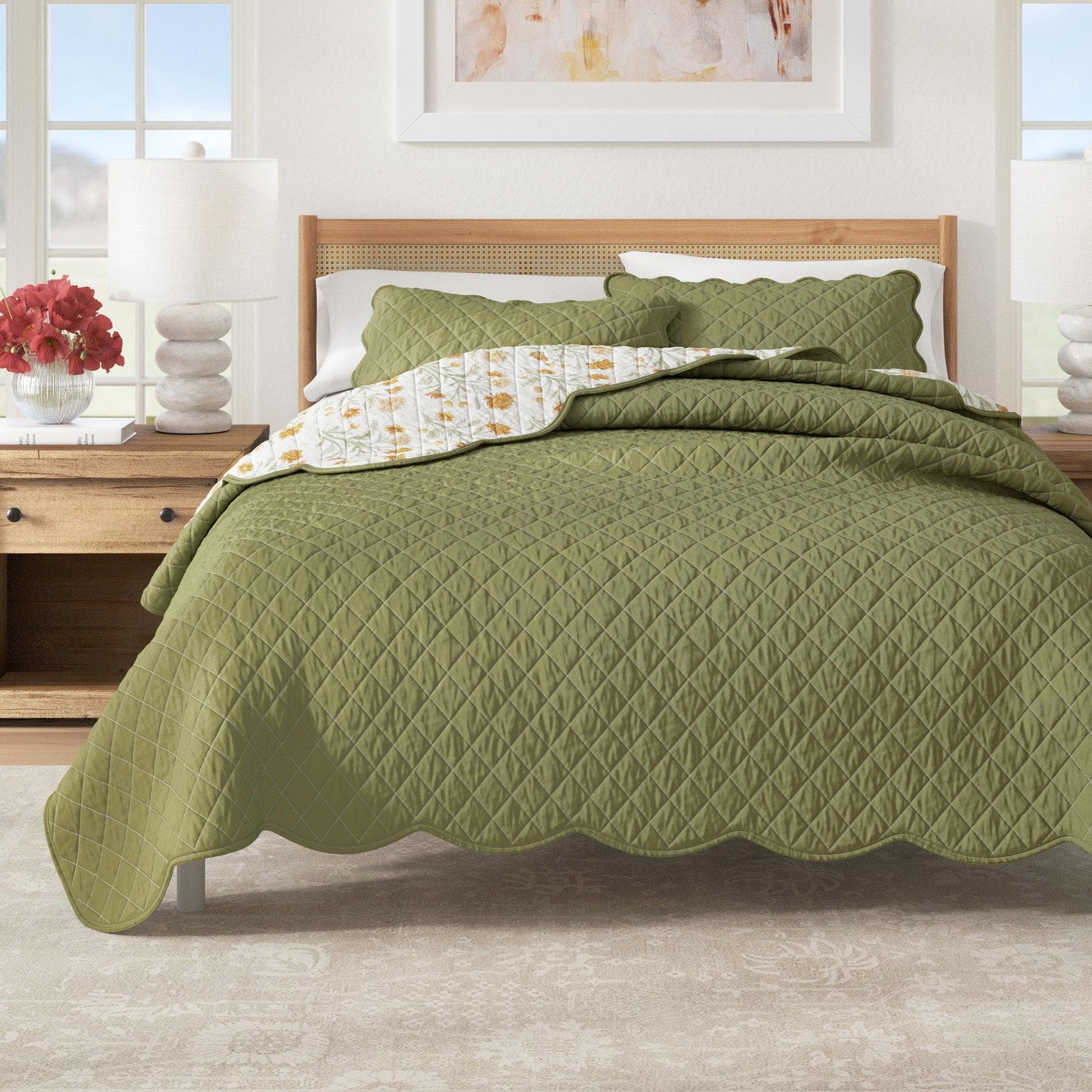 Floral Print & Scallopeded Edge Cotton Quilt Set - Illiana Collection