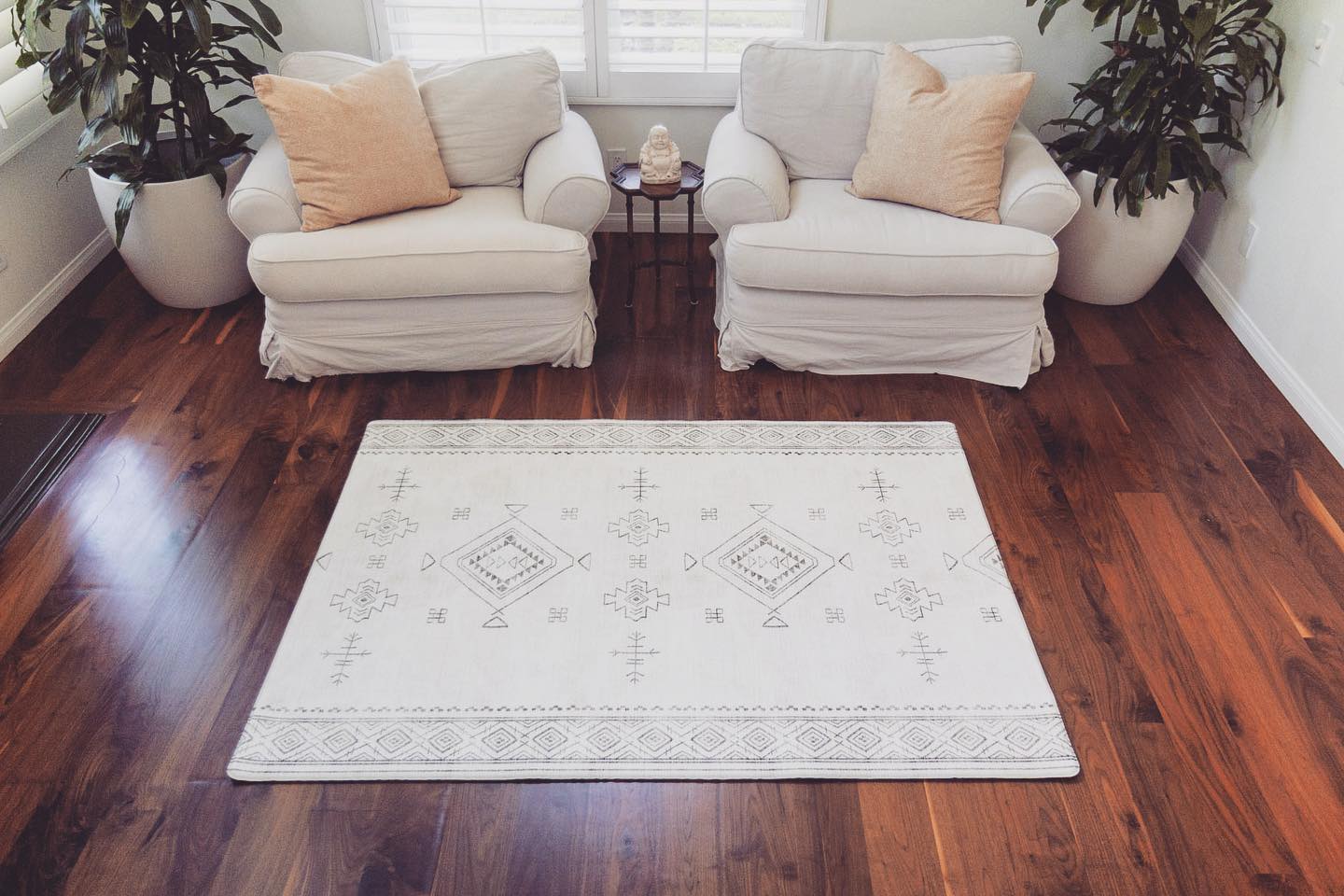 The Dakota Ivory Shwally Playmat