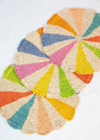 Pinwheel multicolor Placemat, raffia tabletop