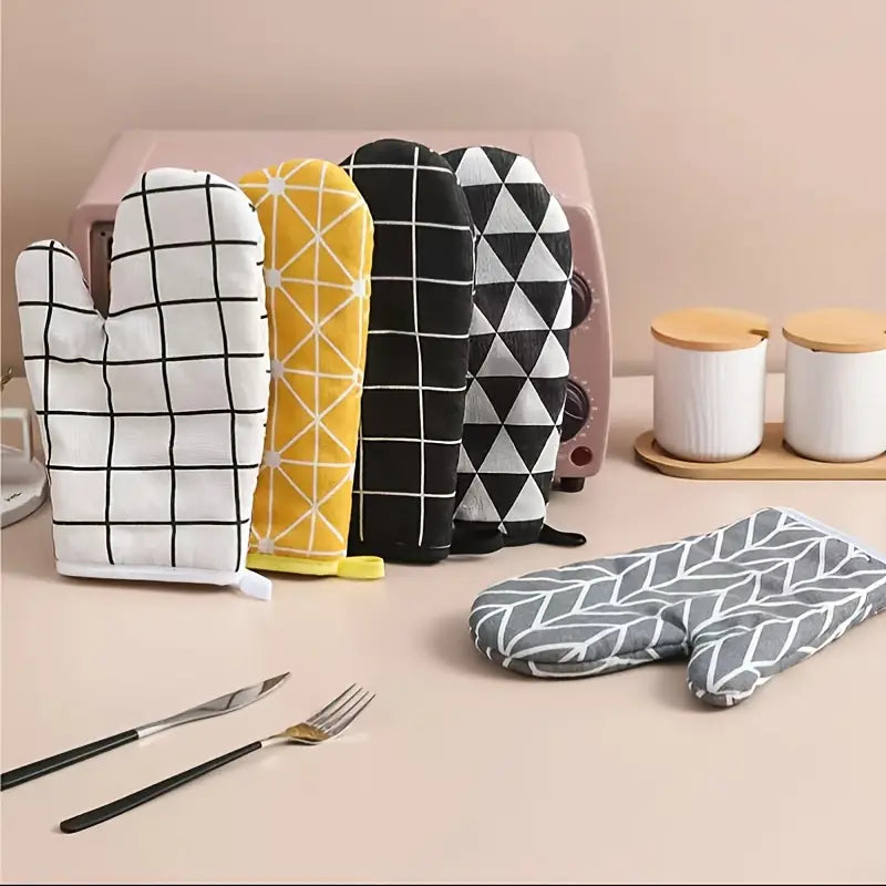 Cotton and Linen Heat-Resistant Oven Mitts