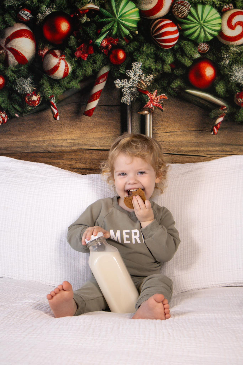 Merry Graphic Organic Cotton 2pc Jogger Set - 95% Cotton