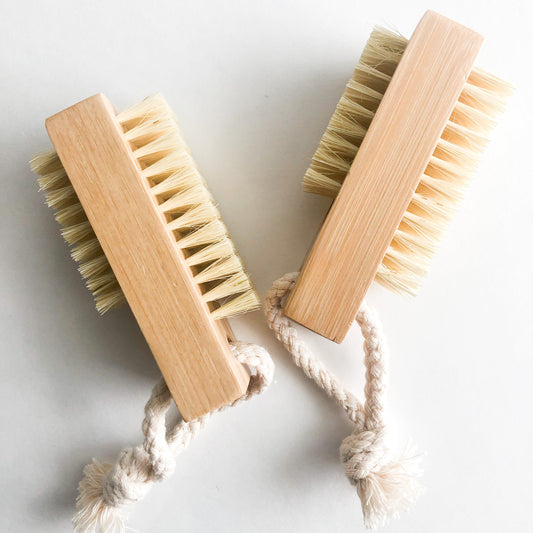Double Sided Bamboo Sisal Nail Brush-Zero Waste Plastic Free Nail Brush - The Peony Haus
