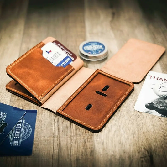 Federal Badge Wallet Small - Chestnut