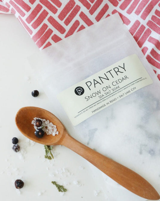Snow on Cedar Sea Salt Soak - Cedar and Juniper Mineral Bath - The Peony Haus