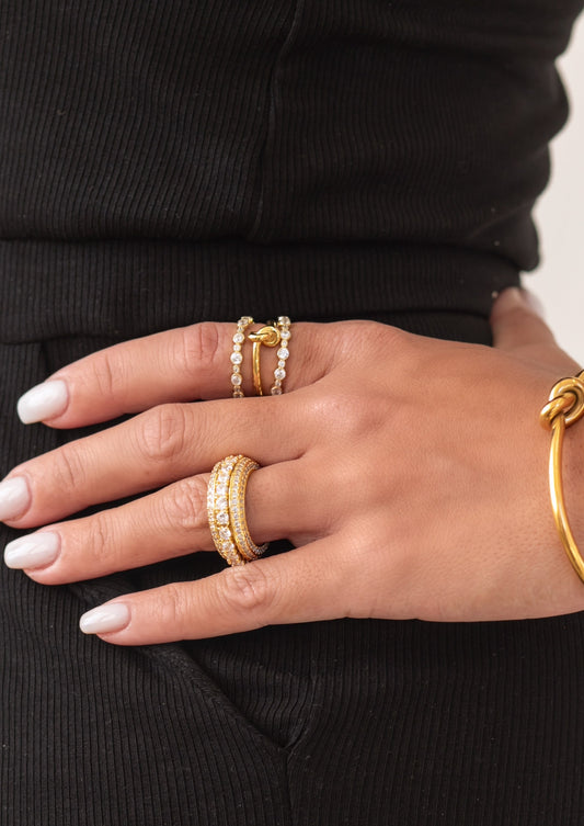 CENTER STAGE - The Peony Haus