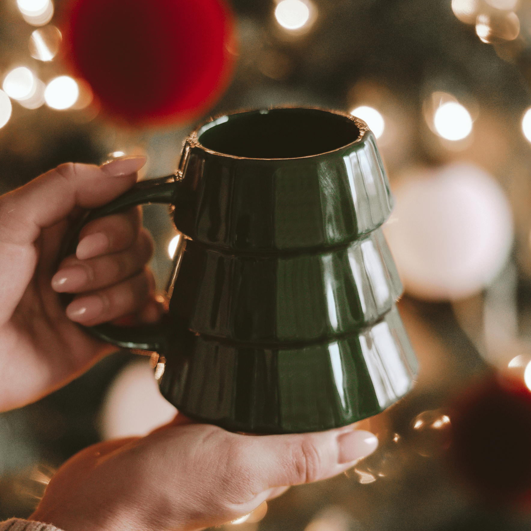 Green Tree 17oz. Figurine Coffee Mug