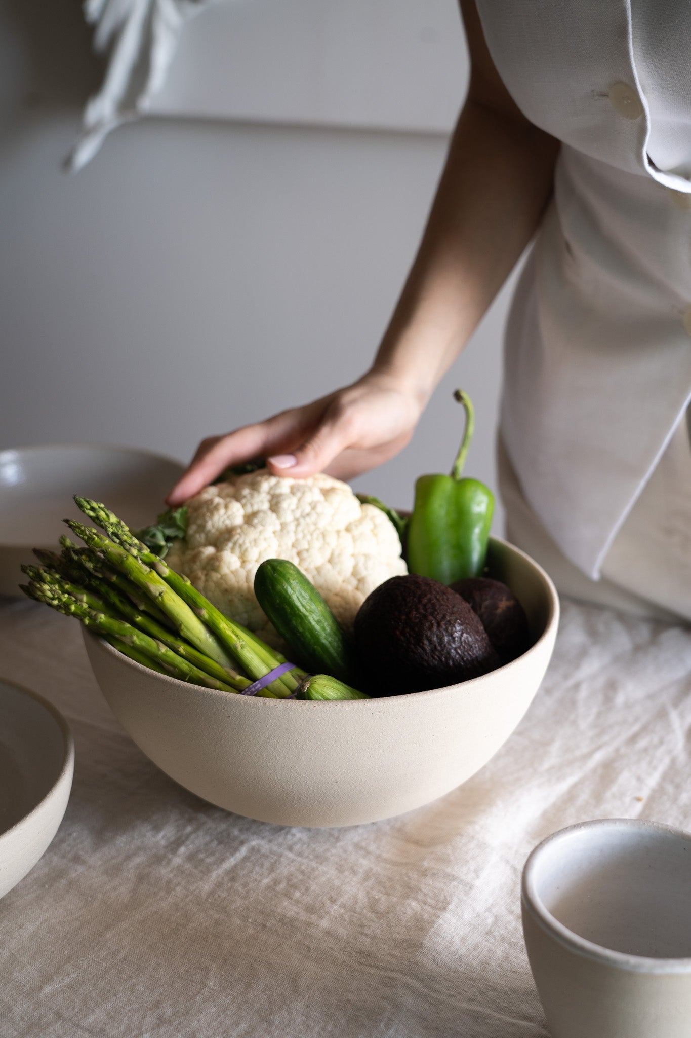 Stoneware Large Fruit Bowl with Transparent Glaze