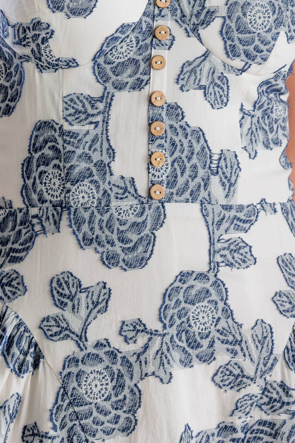 EXPLORING NEW INTERESTS WOVEN MIDI DRESS - 90% Cotton