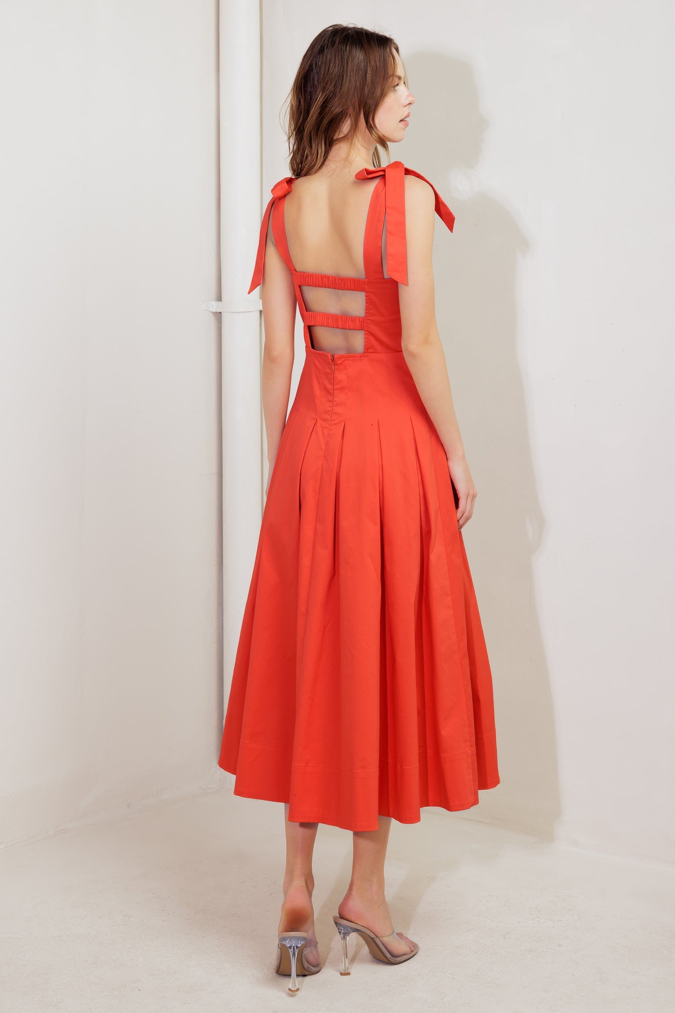 GENTLE SHADE WOVEN MIDI DRESS - 97% Cotton
