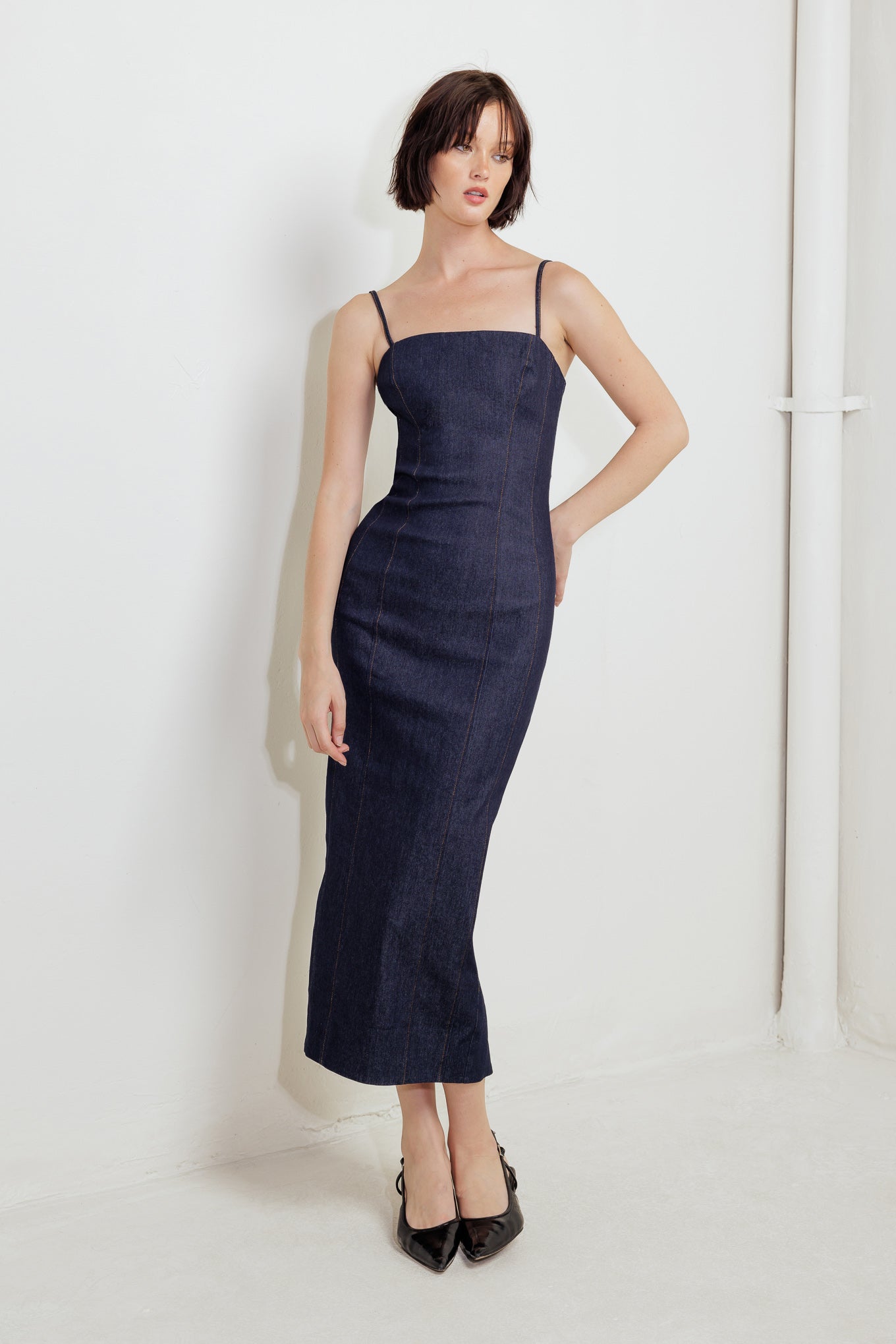 QUIET CURVE DARK DENIM MIDI DRESS - 90% Cotton