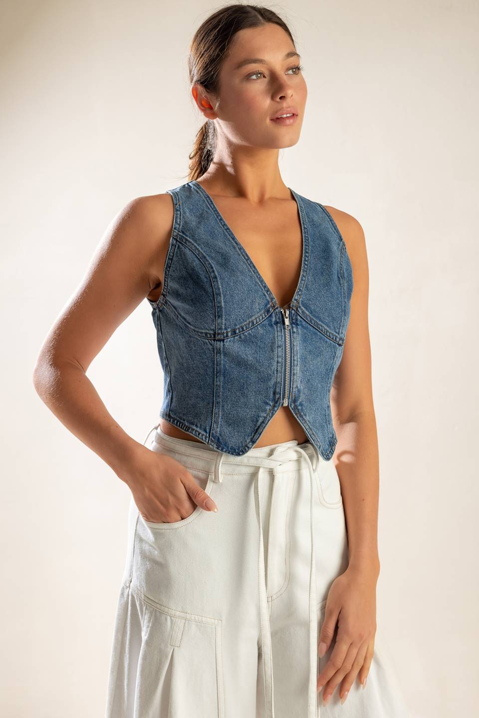 PICTURE PERFECT DENIM VEST - 98% Cotton