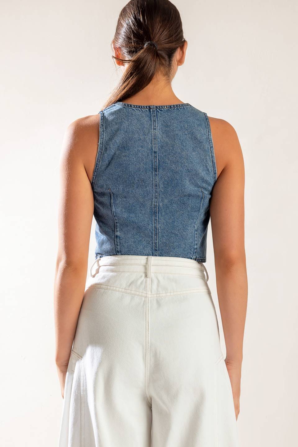 PICTURE PERFECT DENIM VEST - 98% Cotton
