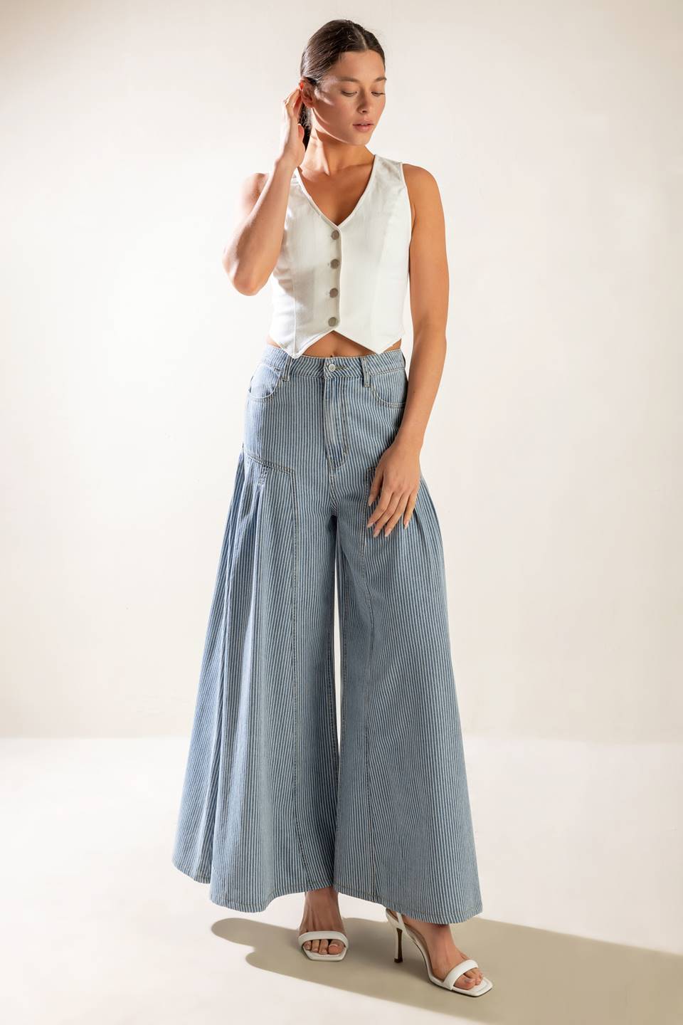 THE LILY'S SECRET DENIM VEST - 97% Cotton