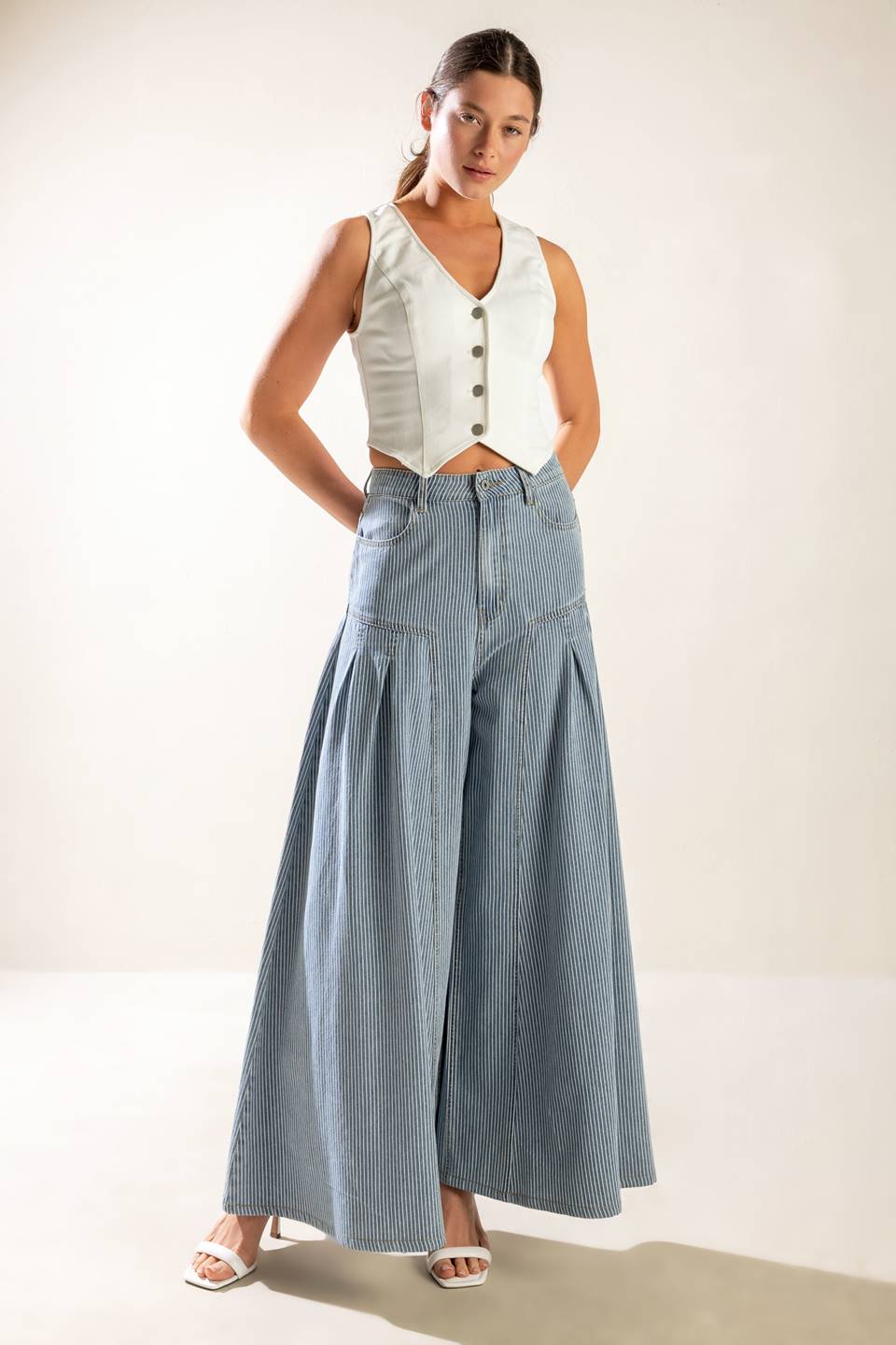 THE LILY'S SECRET DENIM VEST - 97% Cotton
