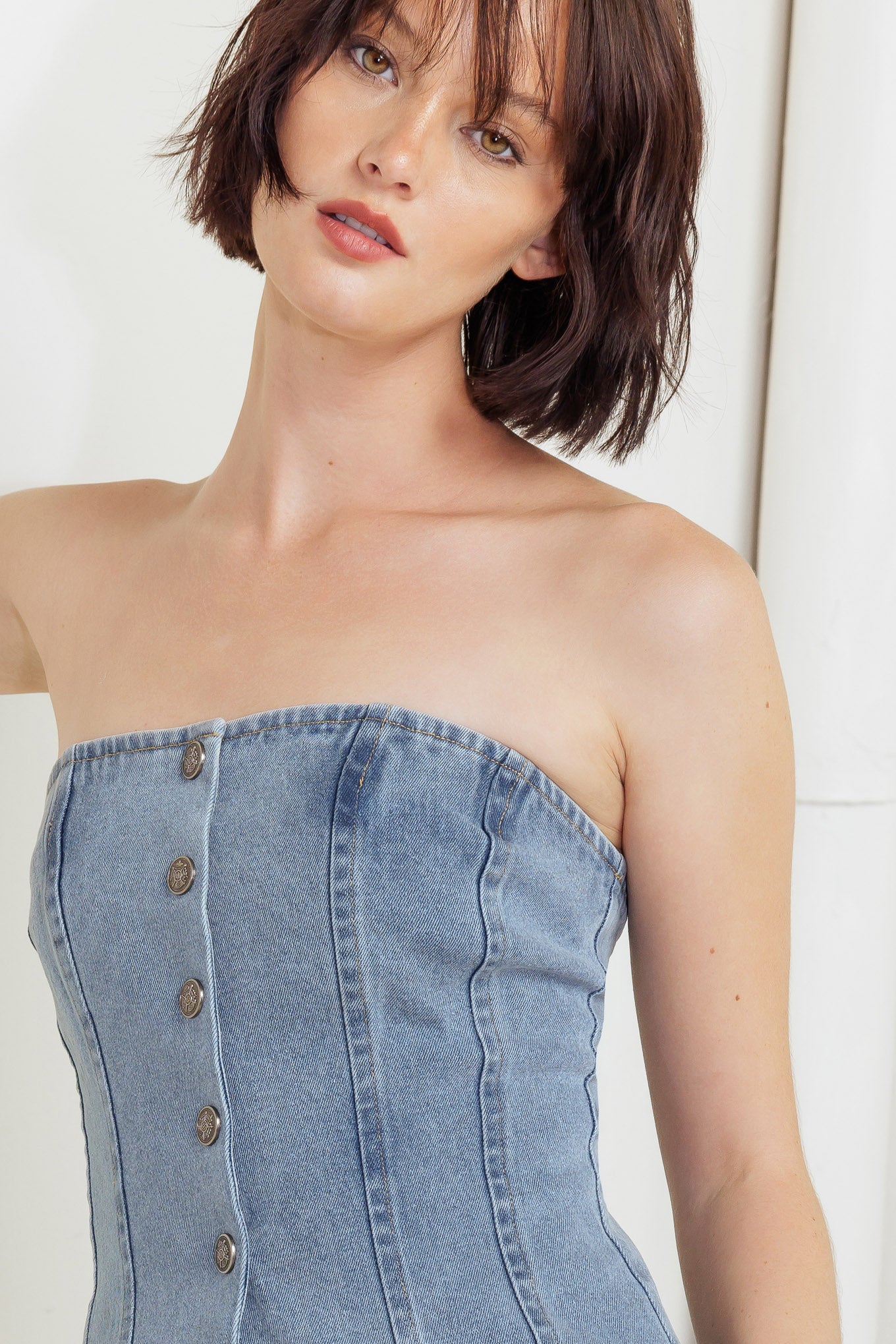 STITCHED SILHOUETTE DENIM TOP - 99% Cotton