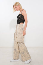 IN THE SPOTLIGHT WOVEN PANTS - 90% Cotton