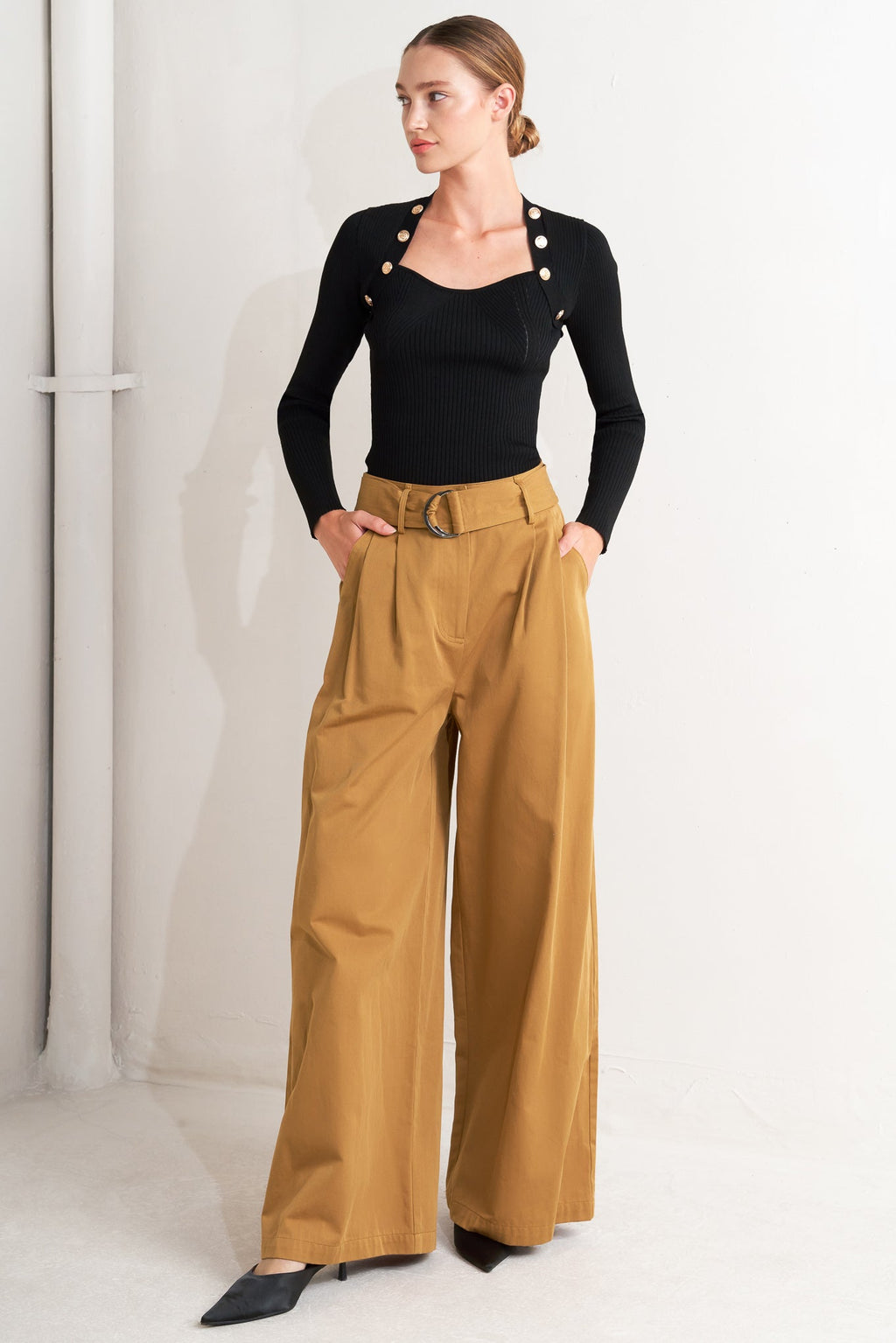 ELEGANCE UNVEILED WOVEN PANTS - 90% Cotton