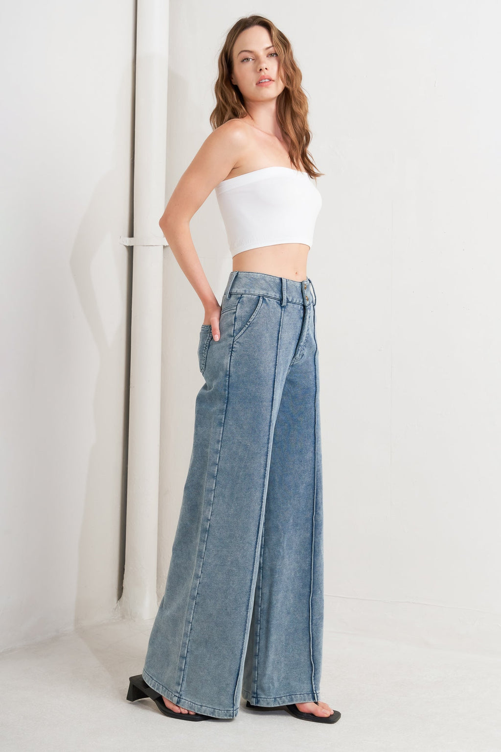 TAILORED FRAME FRENCH TERRY PANTS