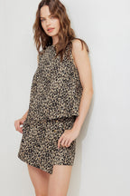 CATWALK MOVEMENT WOVEN SKORT - 97% Cotton