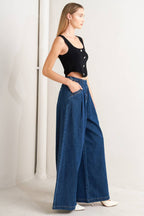SHARP FEMININITY DENIM PANTS