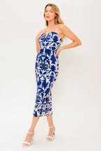 WHERE MY HEART IS CONTOURING MIDI DRESS - 97% Cotton