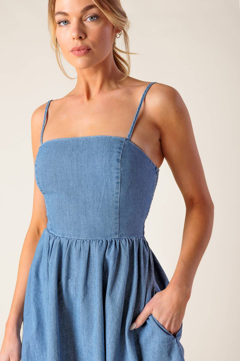 BACK IN LOVE DENIM MINI DRESS - 97% Cotto