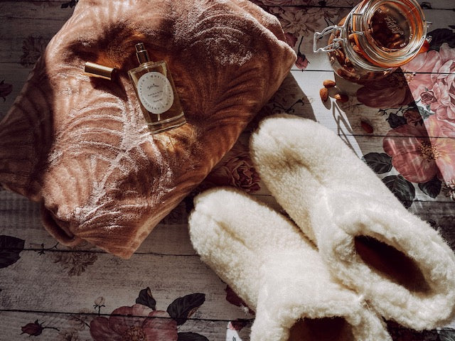 White Boots - The Peony Haus