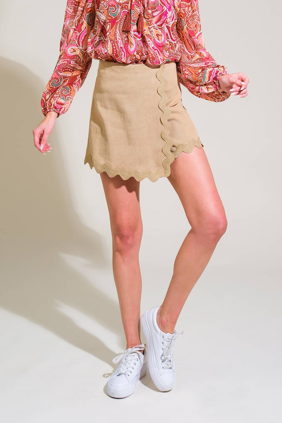 ALL THE SAME WOVEN SKORT - 97% Cotton