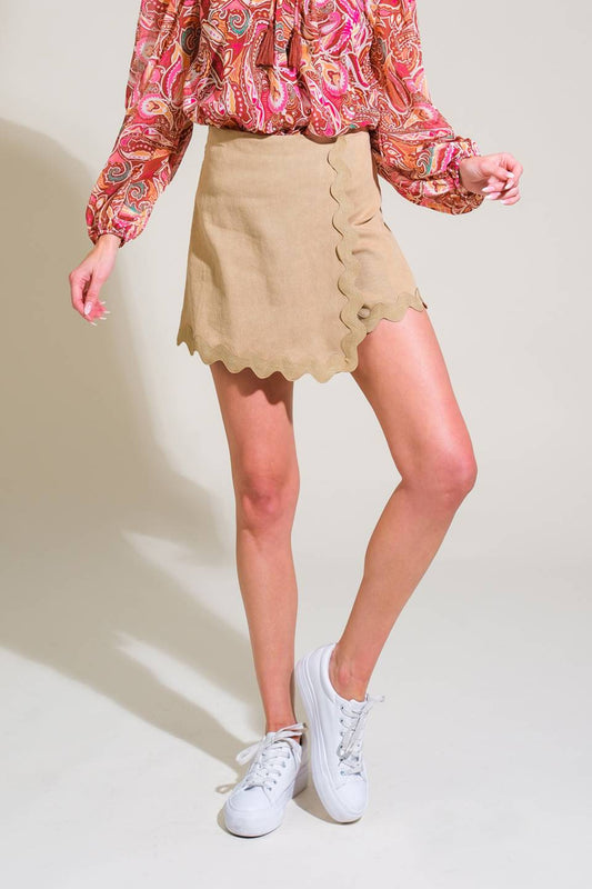 ALL THE SAME WOVEN SKORT - 97% Cotton