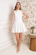 PALM PICNIC WOVEN MINI DRESS - 97% Cotton