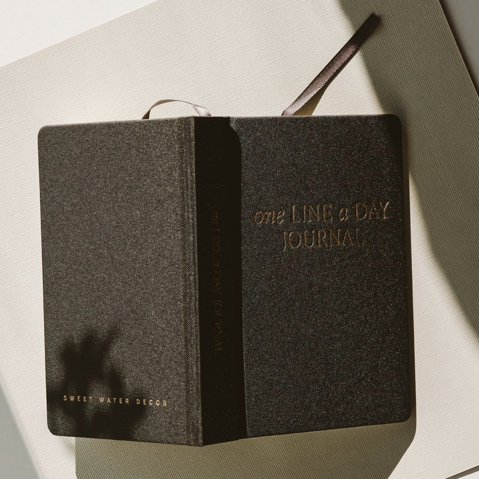 One Line A Day Fabric Journal - The Peony Haus