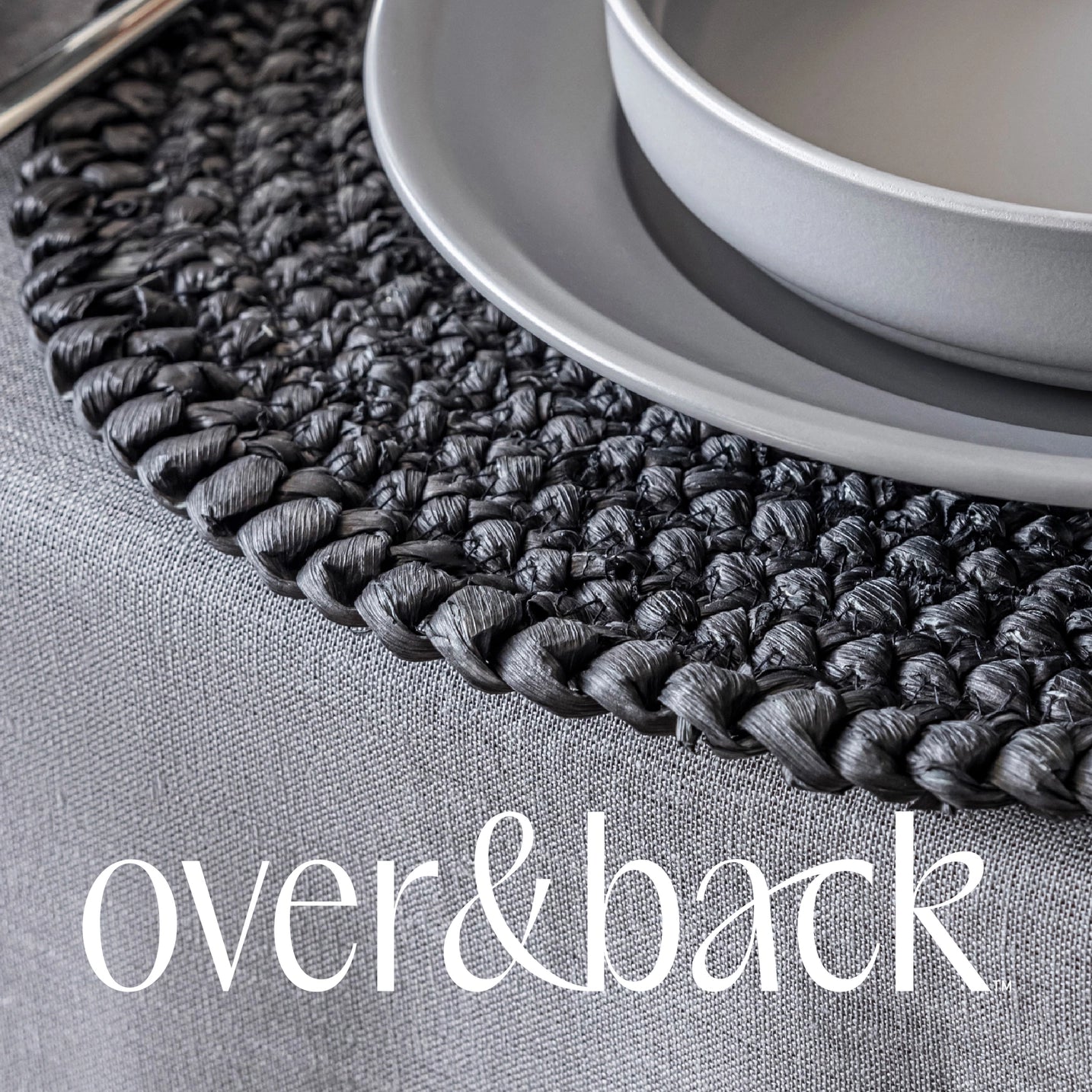 Over&back Natural Round Woven Placemats
