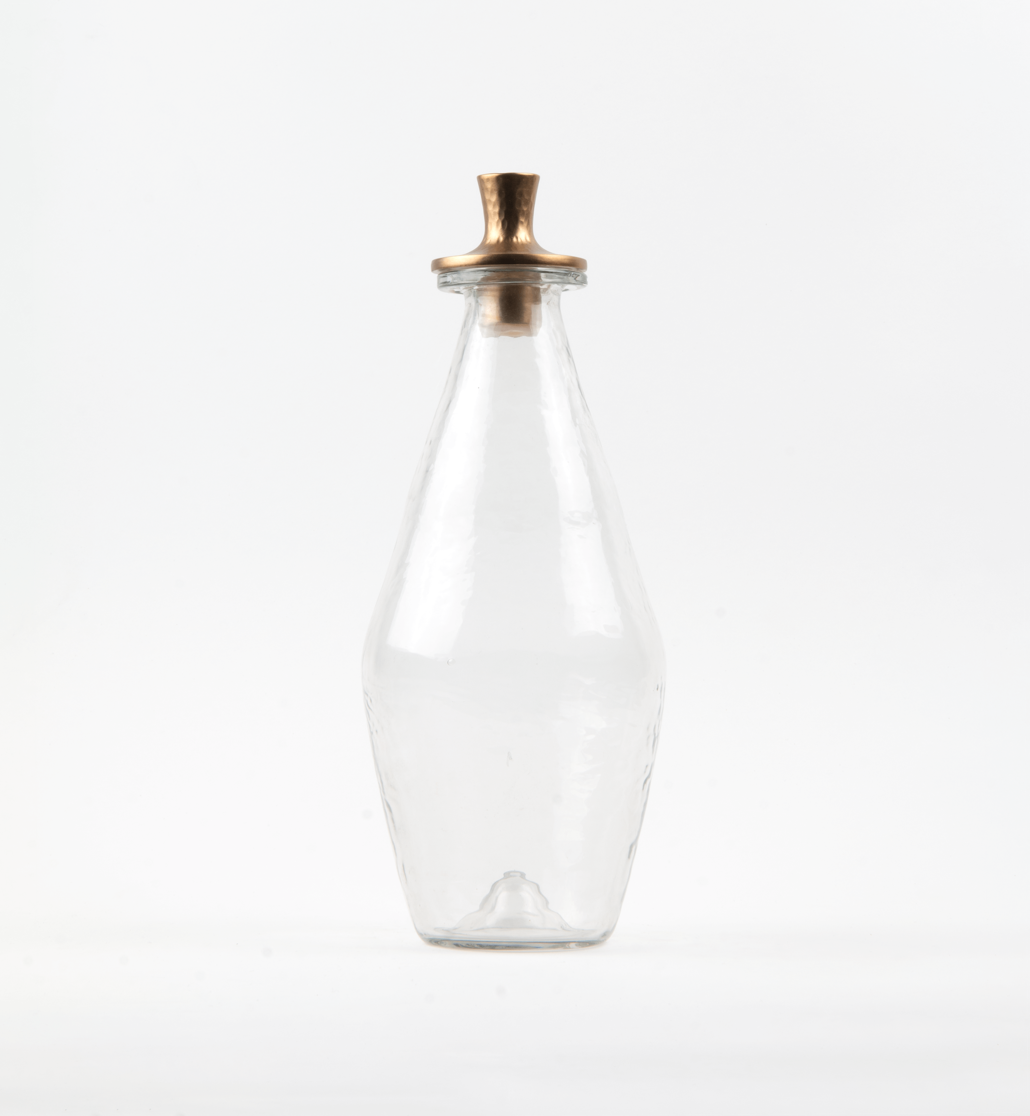 Pebbled Decanter Classic