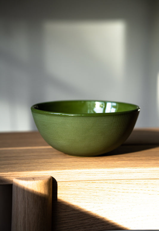 Handmade Porcelain Bowl. Green - The Peony Haus