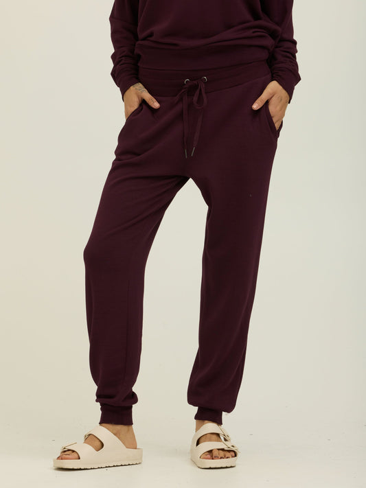 Connie Feather Fleece Jogger