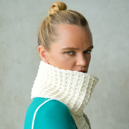 WAFFLE Crochet Scarf in Off White - The Peony Haus