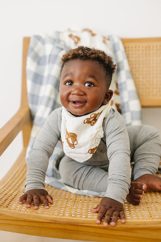 Teddy Bear Classic Muslin Bib - The Peony Haus