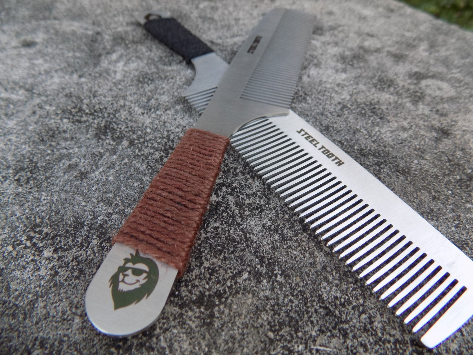 Hemp Cordage Handle Steeltooth Comb - Earth Tones - The Peony Haus