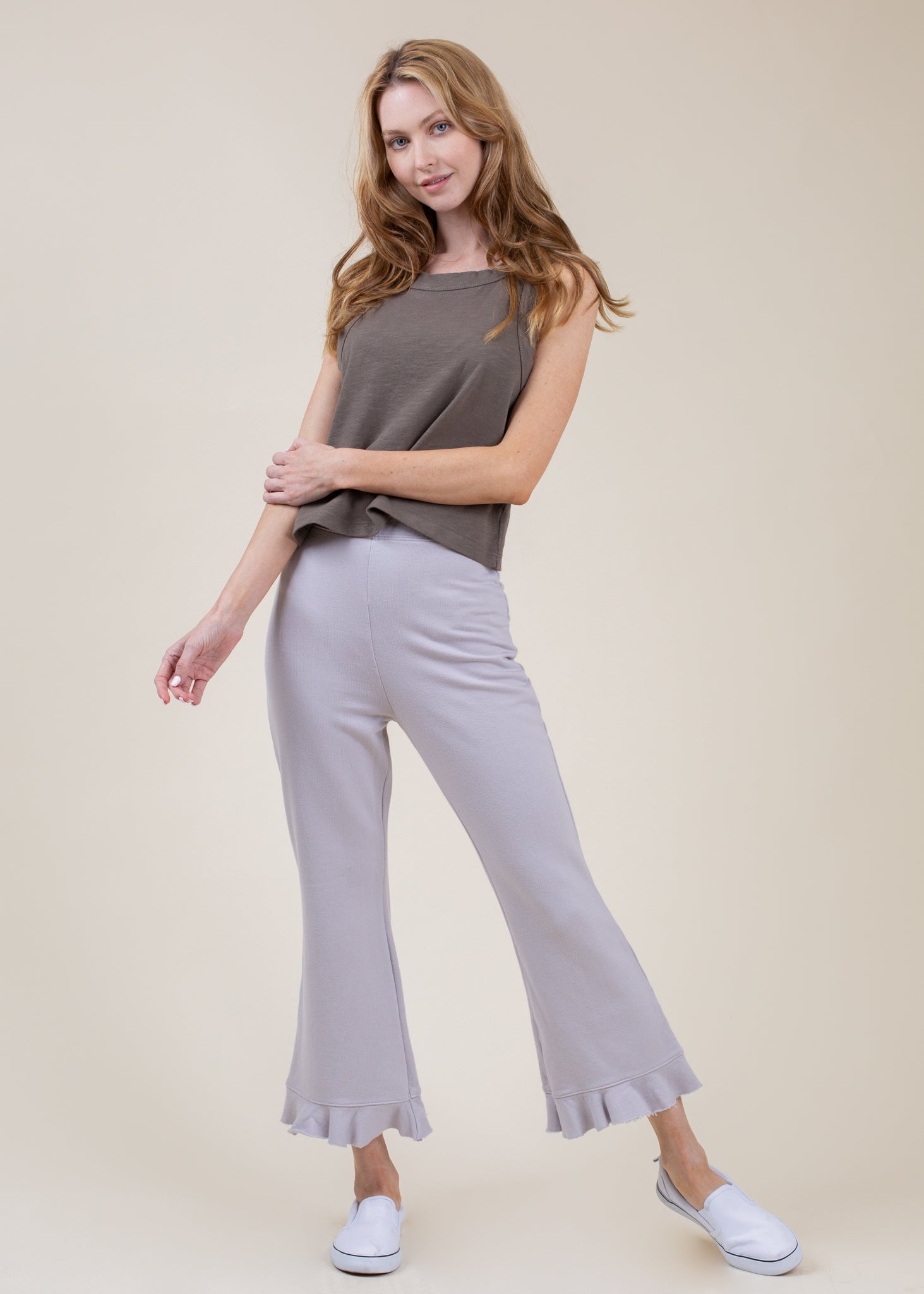 Cropped Frill Sweatpant