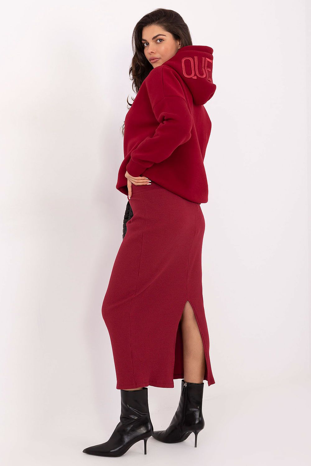  Skirt model 220410 Relevance 