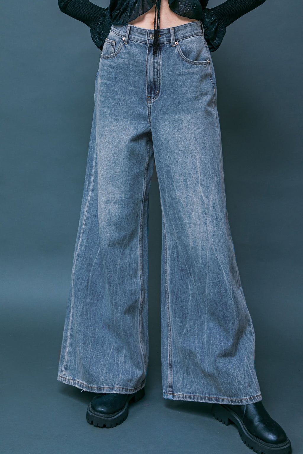 DARING TREND WASHED DENIM PANTS - 90% Cotton